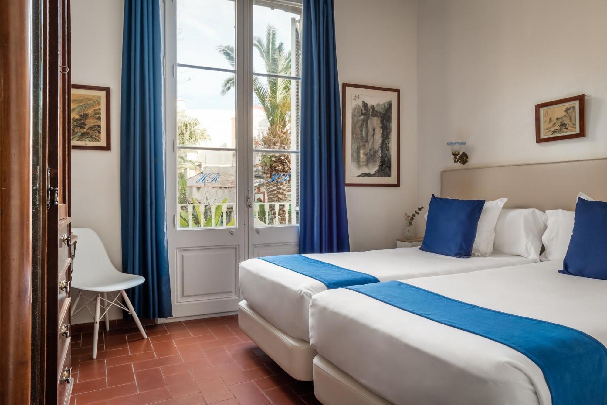 Hotel Medium Romantic Sitges Room photo